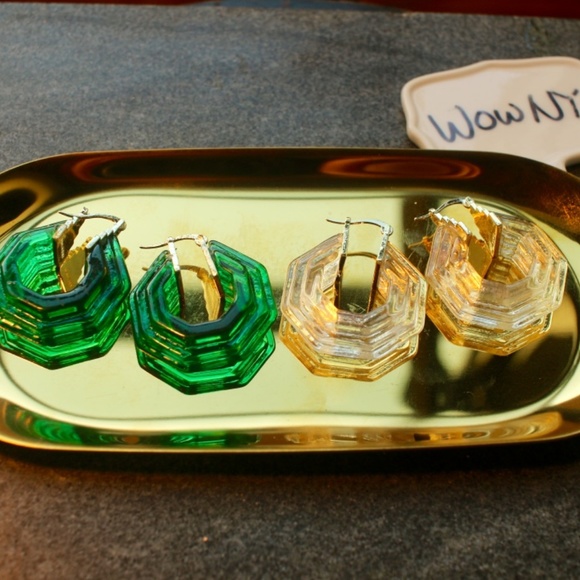 New luxury Gold Hoops Clear Acrylic earrings - Picture 9 of 9